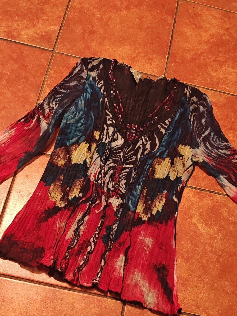 Alberto Makali Multicolor Pleated V-Neck Blouse - Red, Blue & Gold